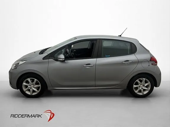 Peugeot 208 2018 photo 2