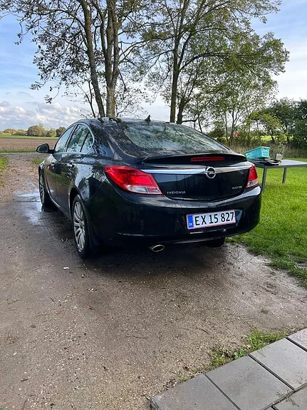Opel Insignia 2010 photo 3