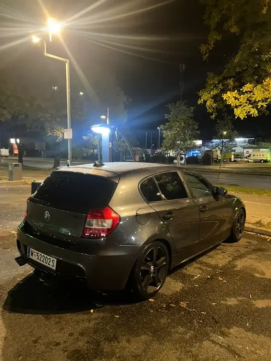 BMW 1 Series 2004 photo 3