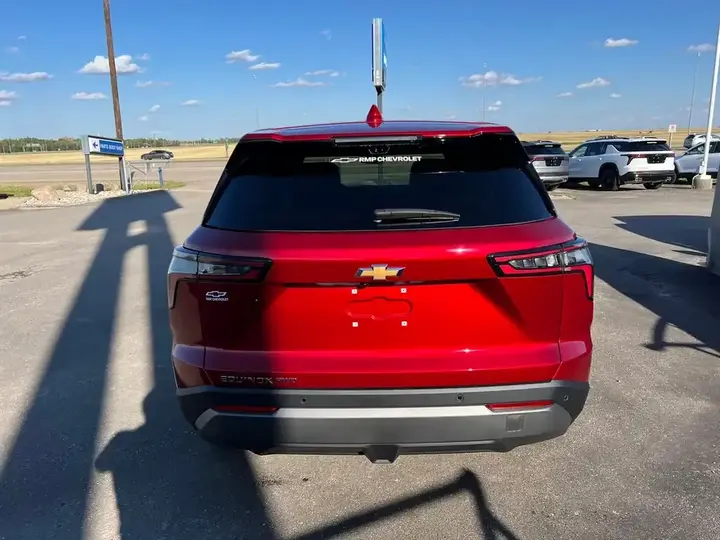 Chevrolet Equinox 2027 photo 4