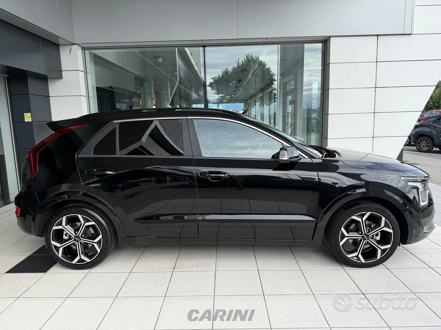 Kia Niro 2023 photo 2