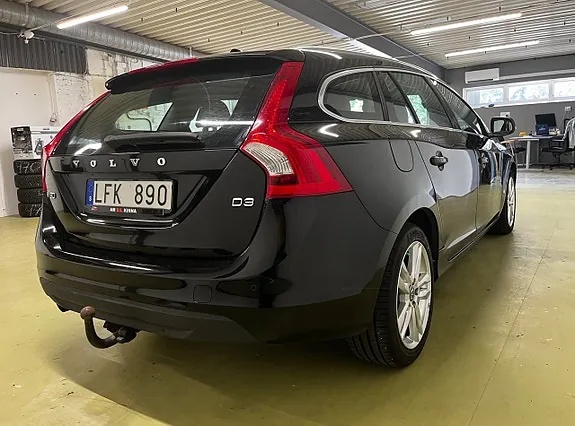 Volvo V60 2011 photo 4