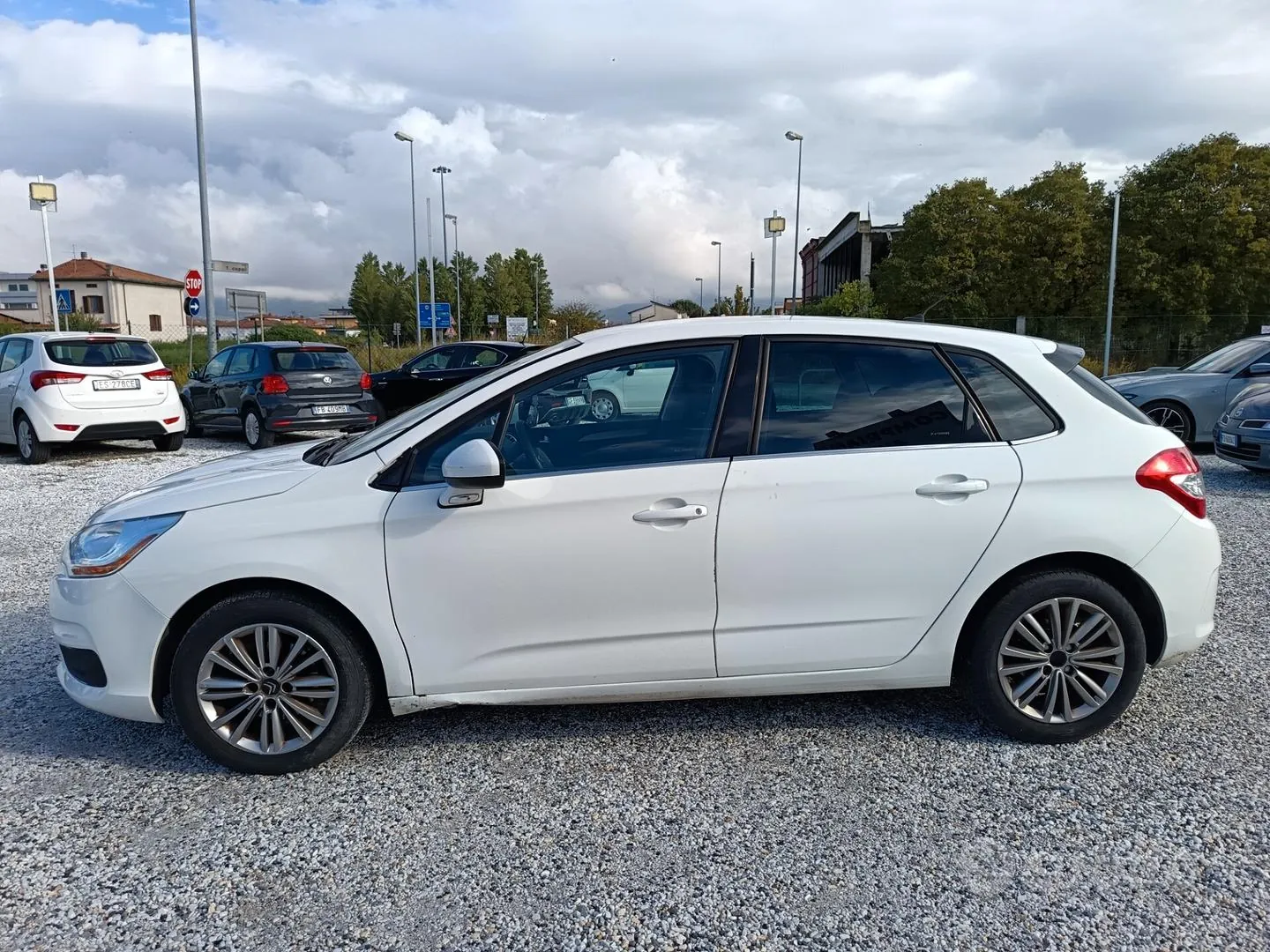 Citroen C4 2011 photo 4