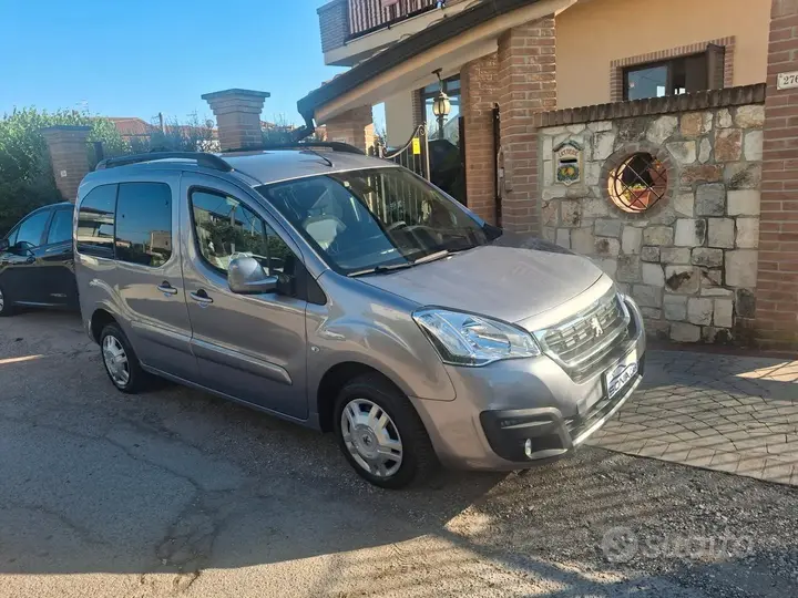 Peugeot Partner 2016 photo 3