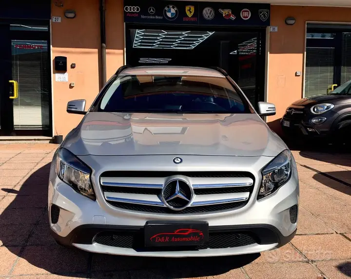 Mercedes-Benz Gla 2015 photo 2