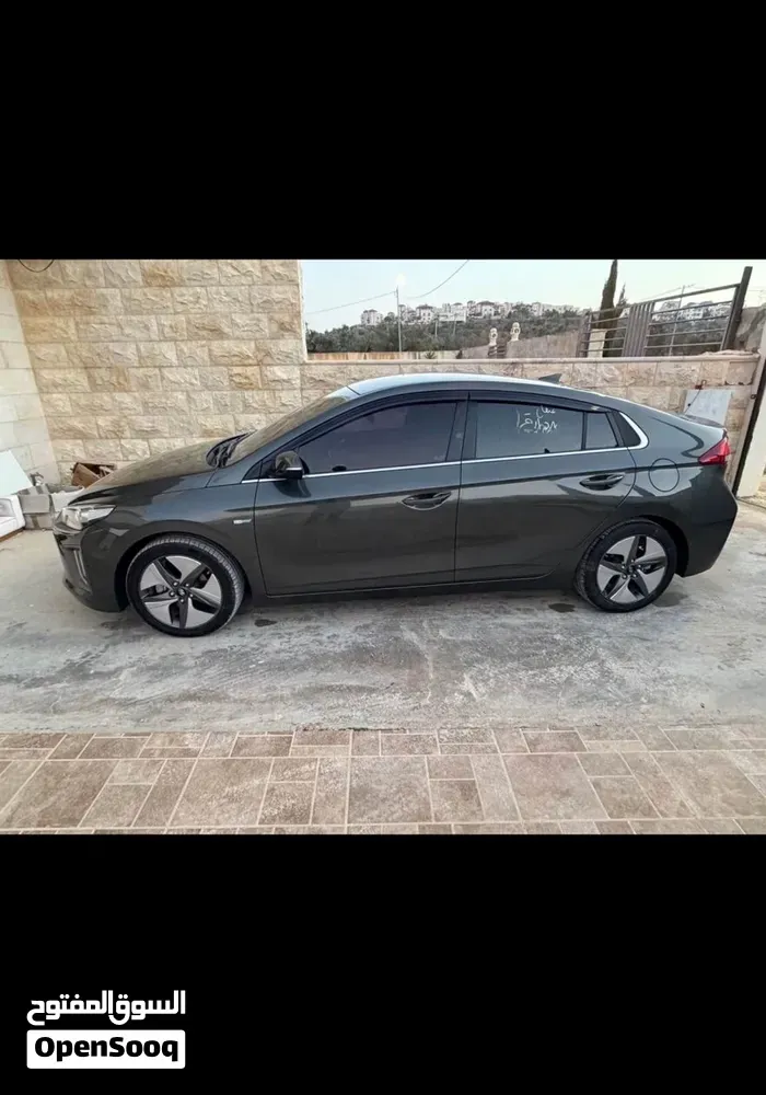 Hyundai Ioniq 2020 photo 2