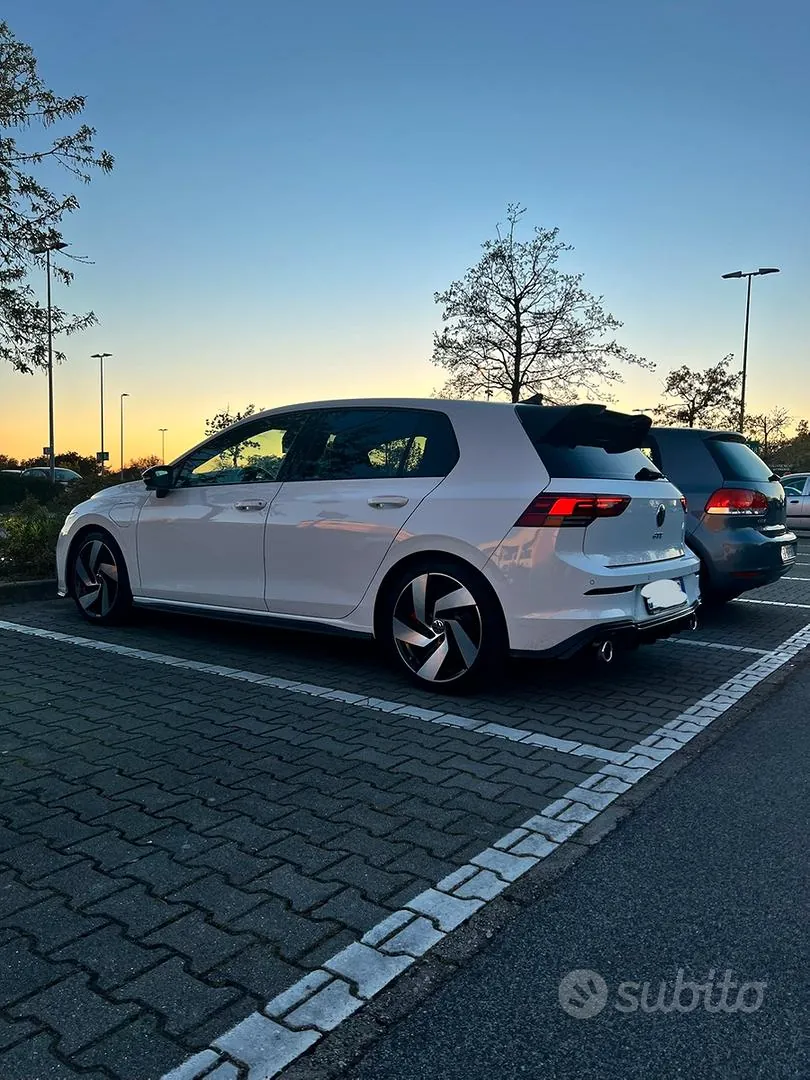 Volkswagen Golf 2022 photo 5