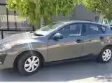 Mazda 3 2011 photo 2