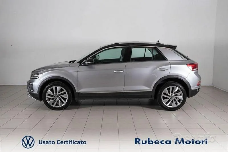 Volkswagen T-Roc 2023 photo 3