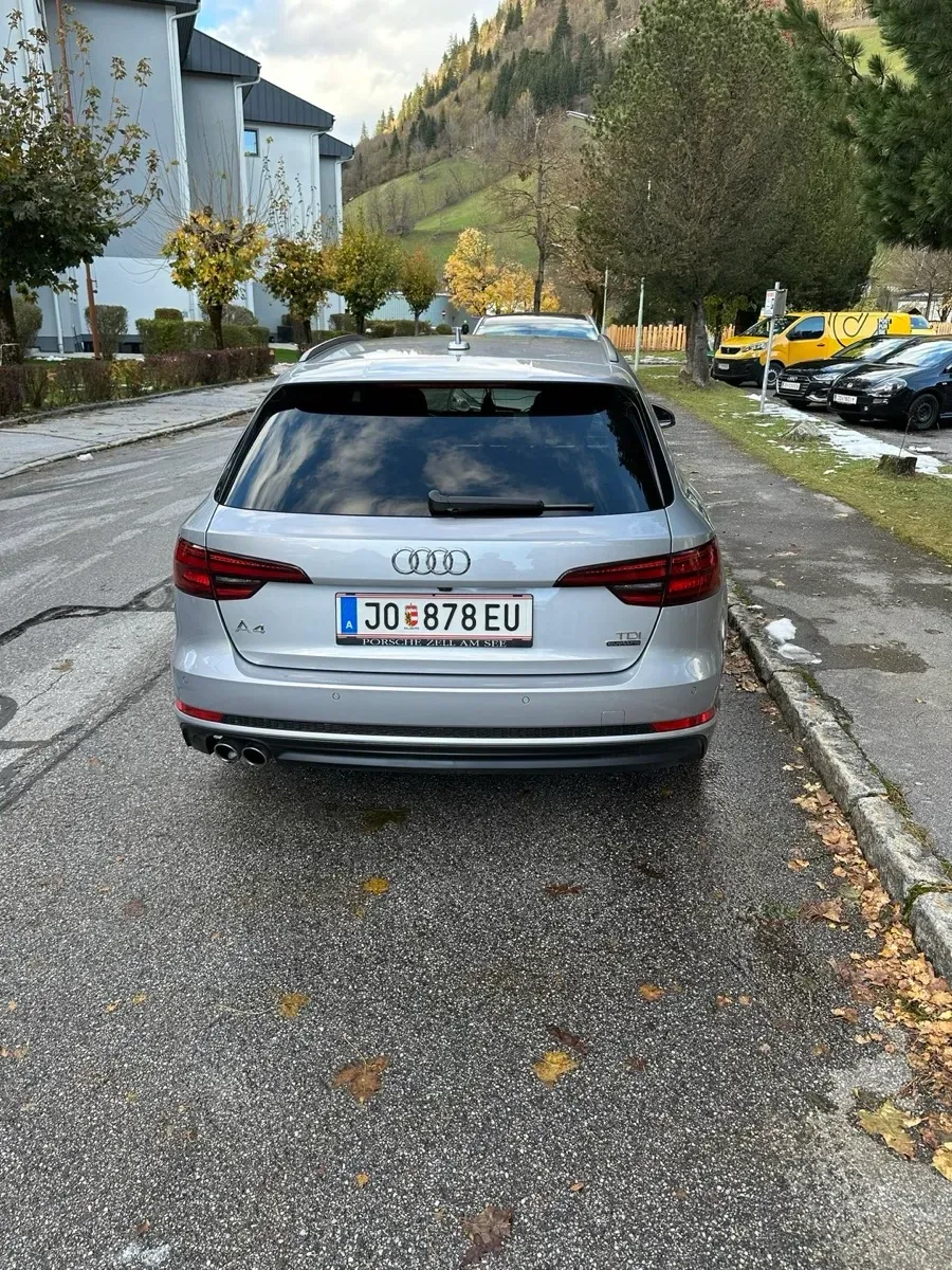 Audi A4 2018 photo 2