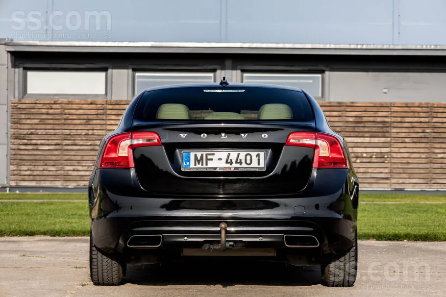 Volvo S60 2015 photo 5