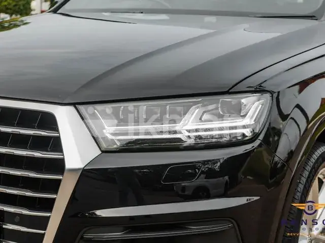 Audi Q7 2017 photo 3