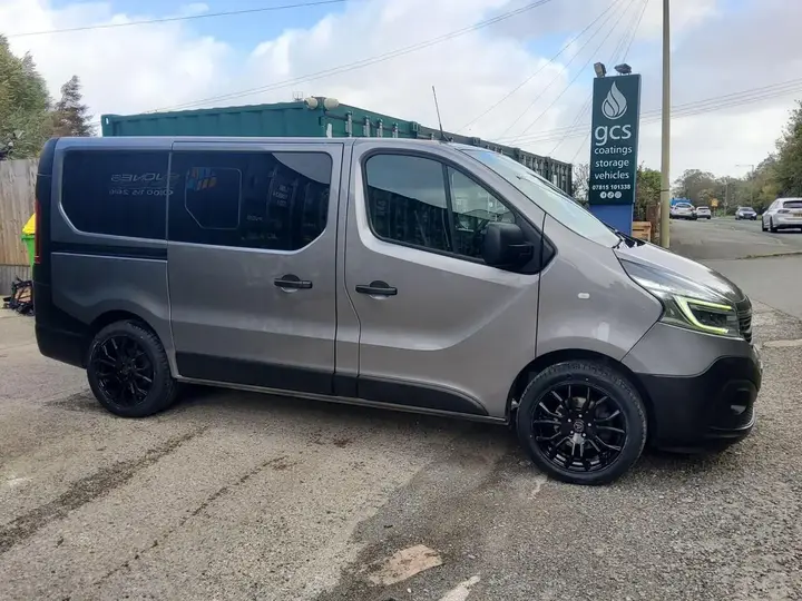 Renault Trafic 2019 photo 2
