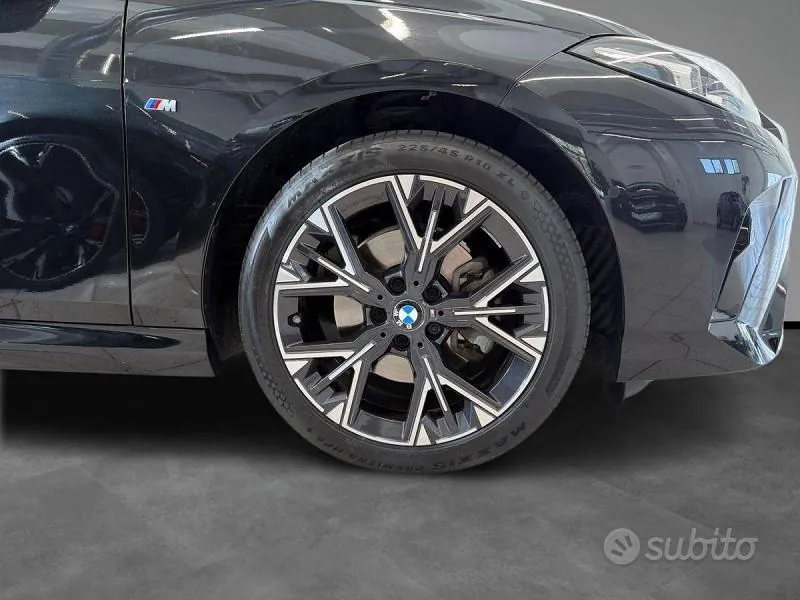 BMW 2 Series 2025 photo 2