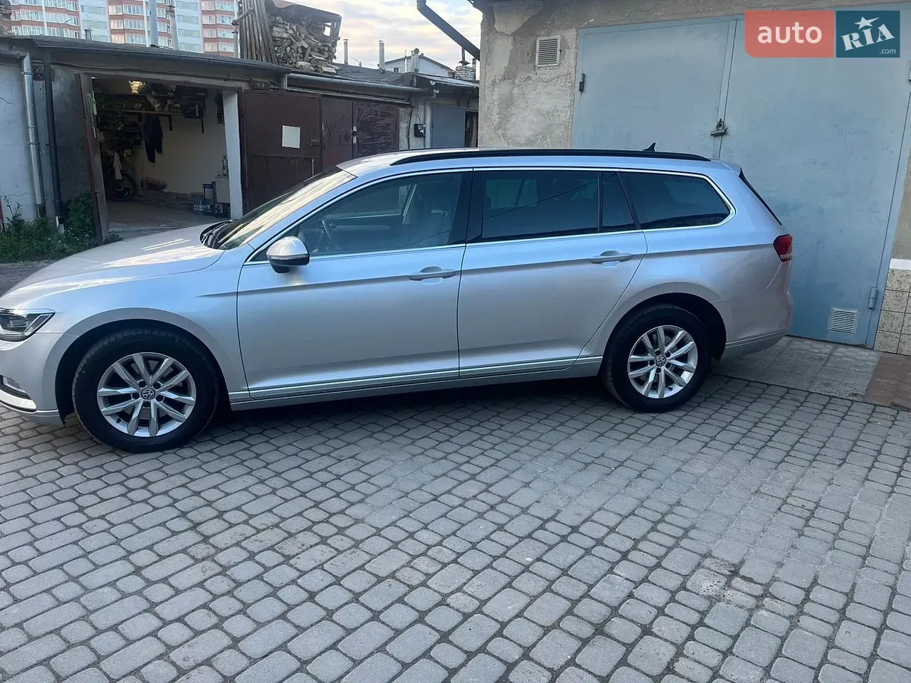 Volkswagen Passat 2017 photo 2