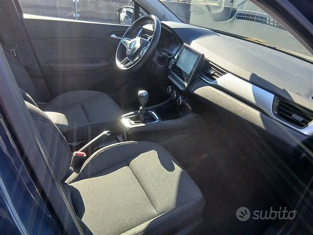 Renault Captur 2022 photo 4