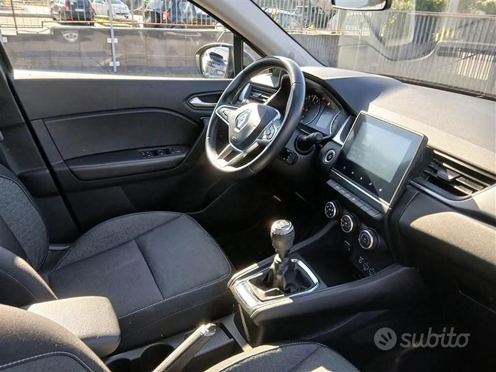 Renault Captur 2022 photo 3