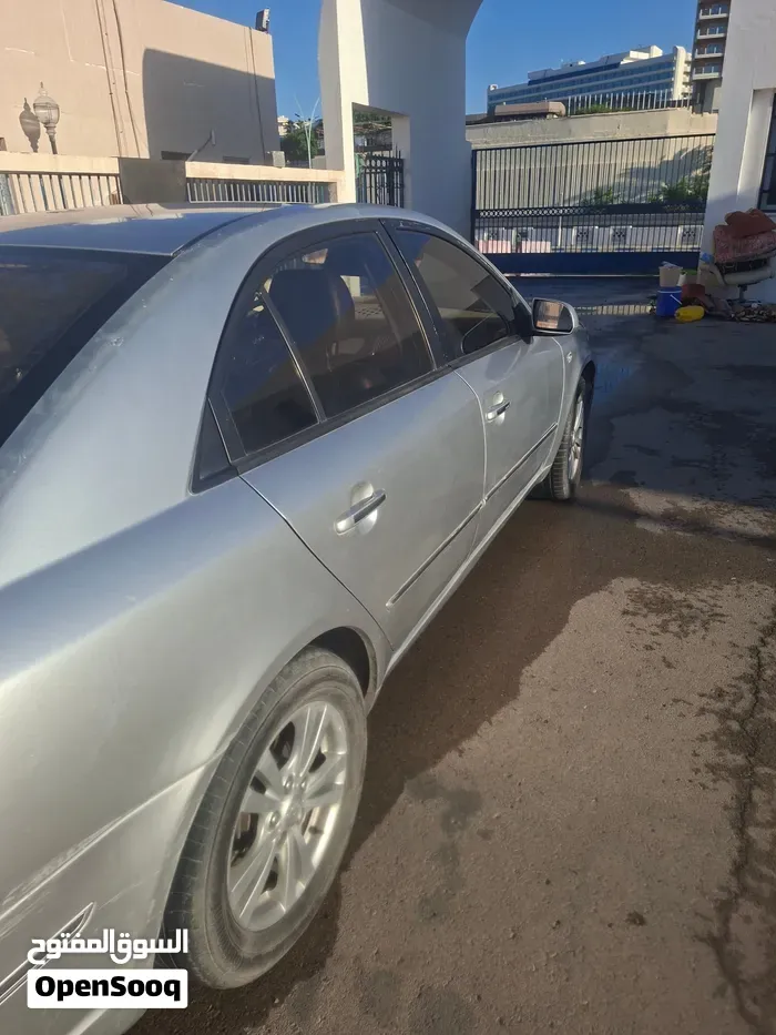 Hyundai Sonata 2008 photo 4