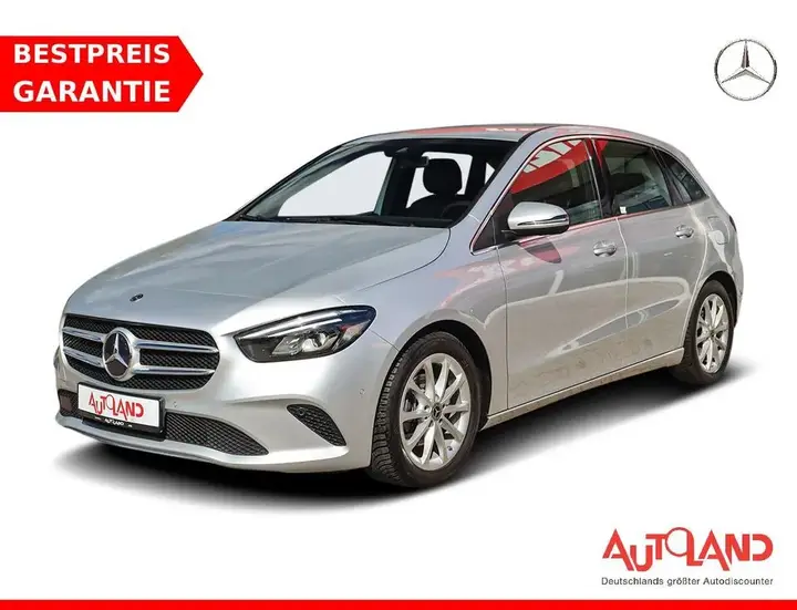 Mercedes-Benz B180