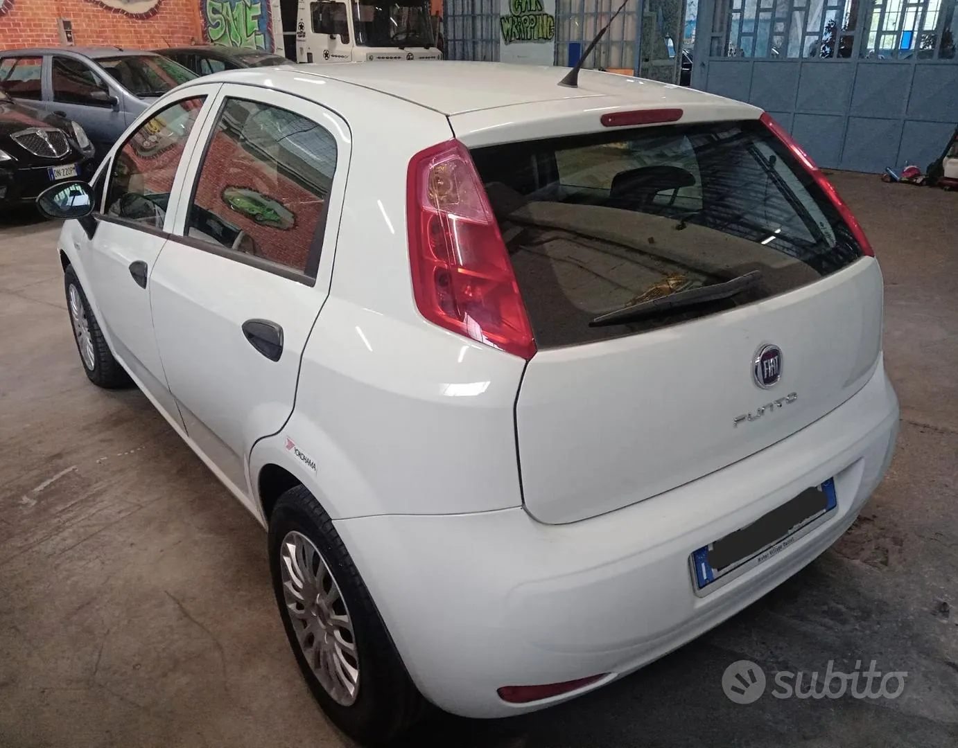 Fiat Grande Punto 2014 photo 4