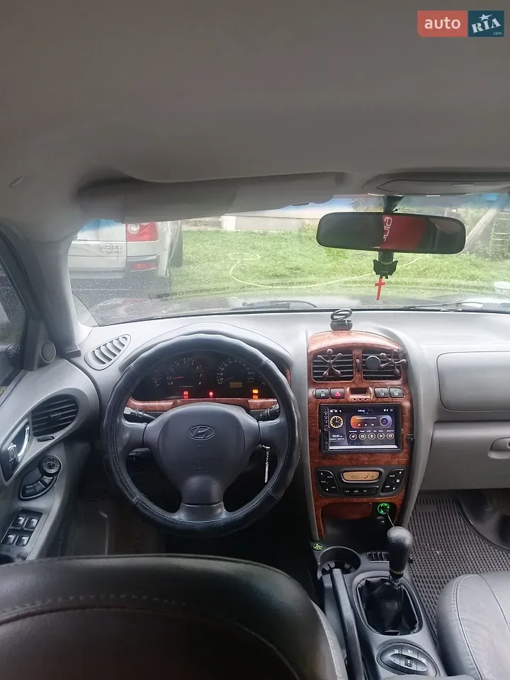 Hyundai Santa Fe 2003 photo 5