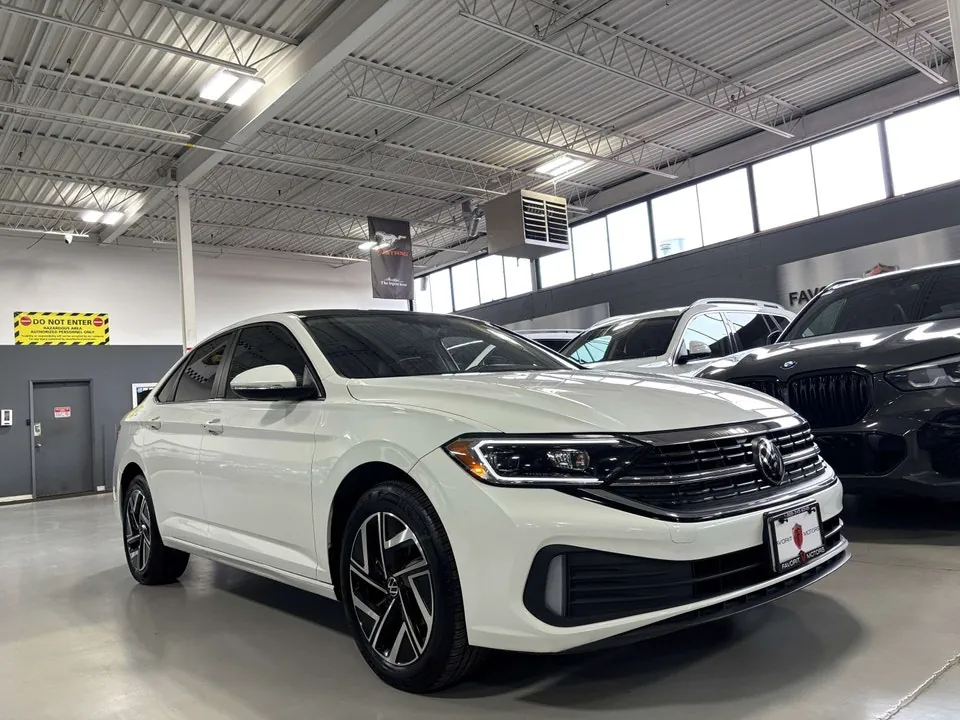 Volkswagen Jetta 2024 photo 2