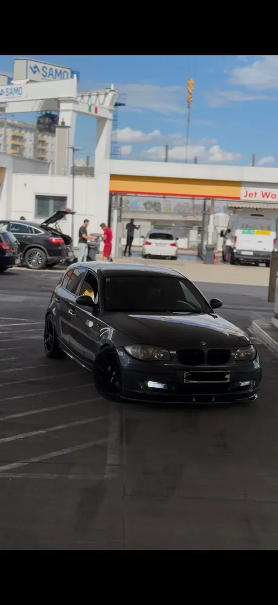 BMW 1 Series 2007 photo 2