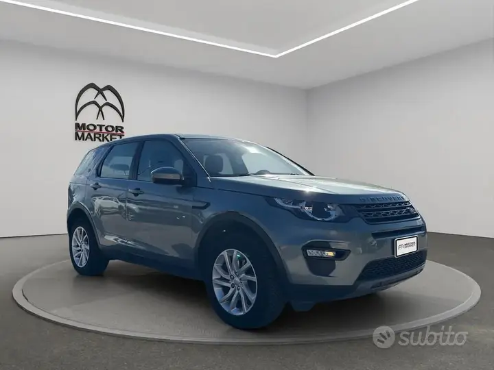 Land Rover Discovery Sport 2018 photo 3
