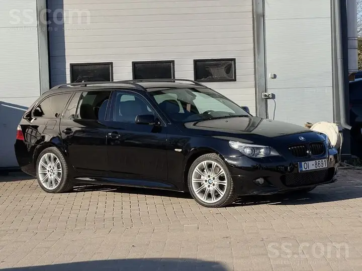 BMW 530
