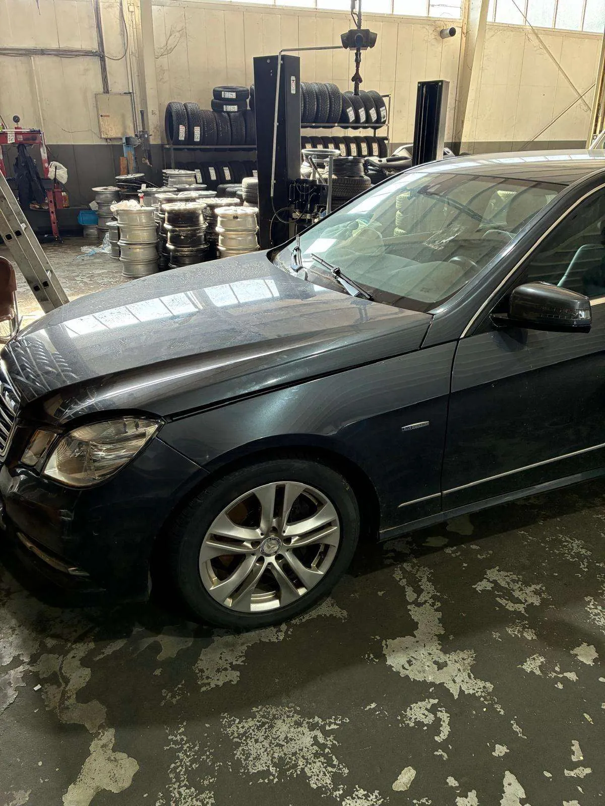 Mercedes-Benz E 300