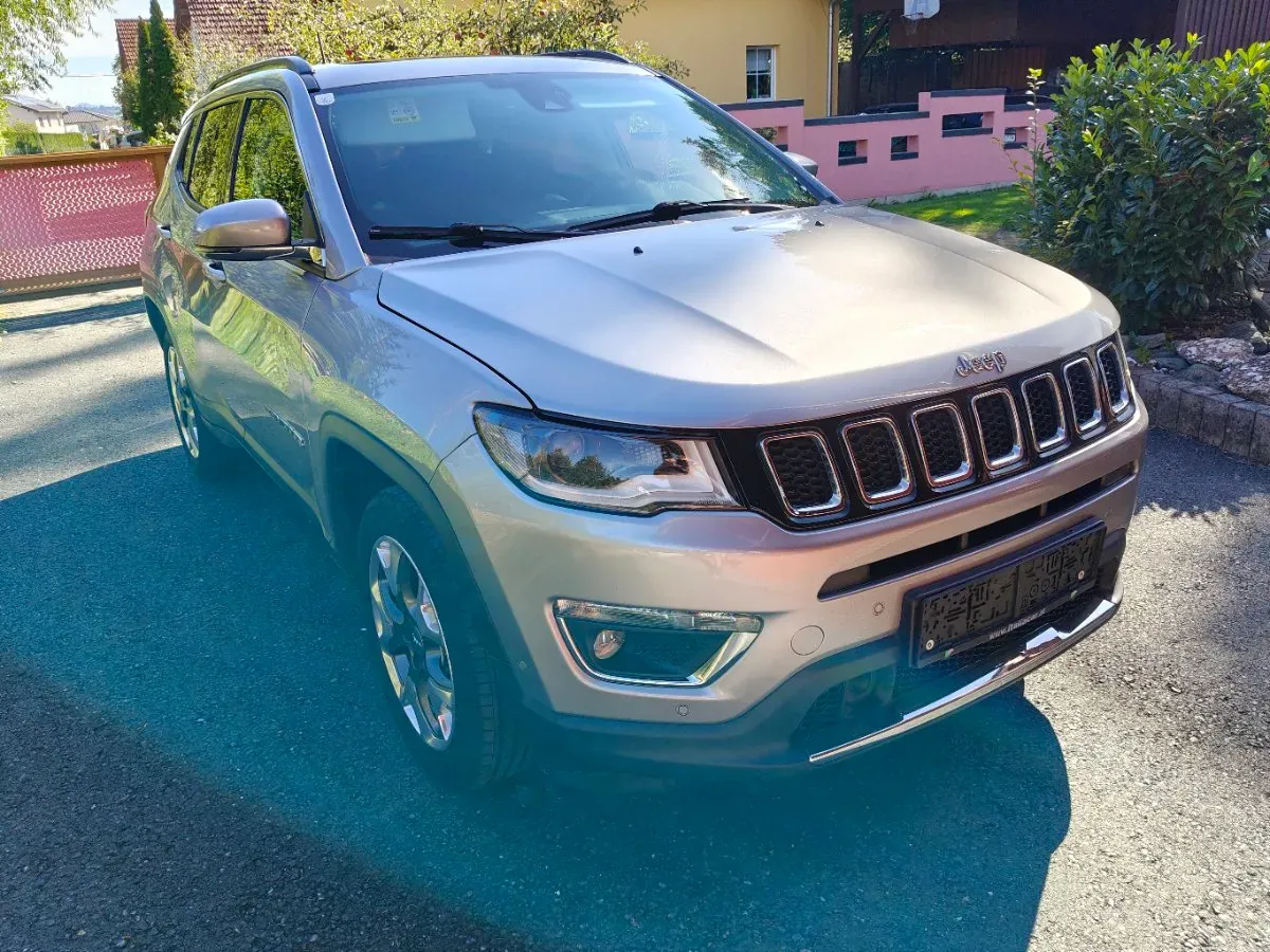 Jeep Compass 2018 photo 2