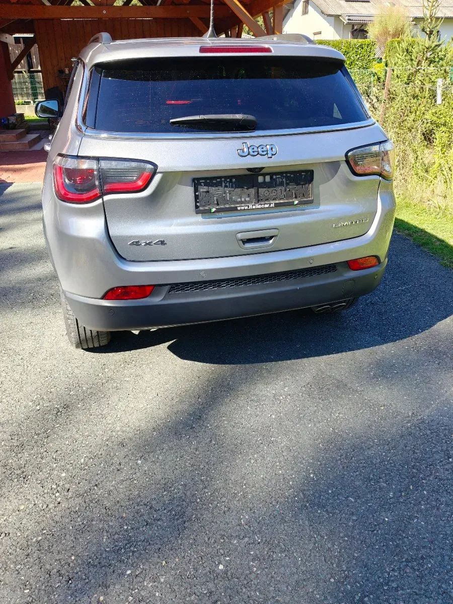Jeep Compass 2018 photo 3