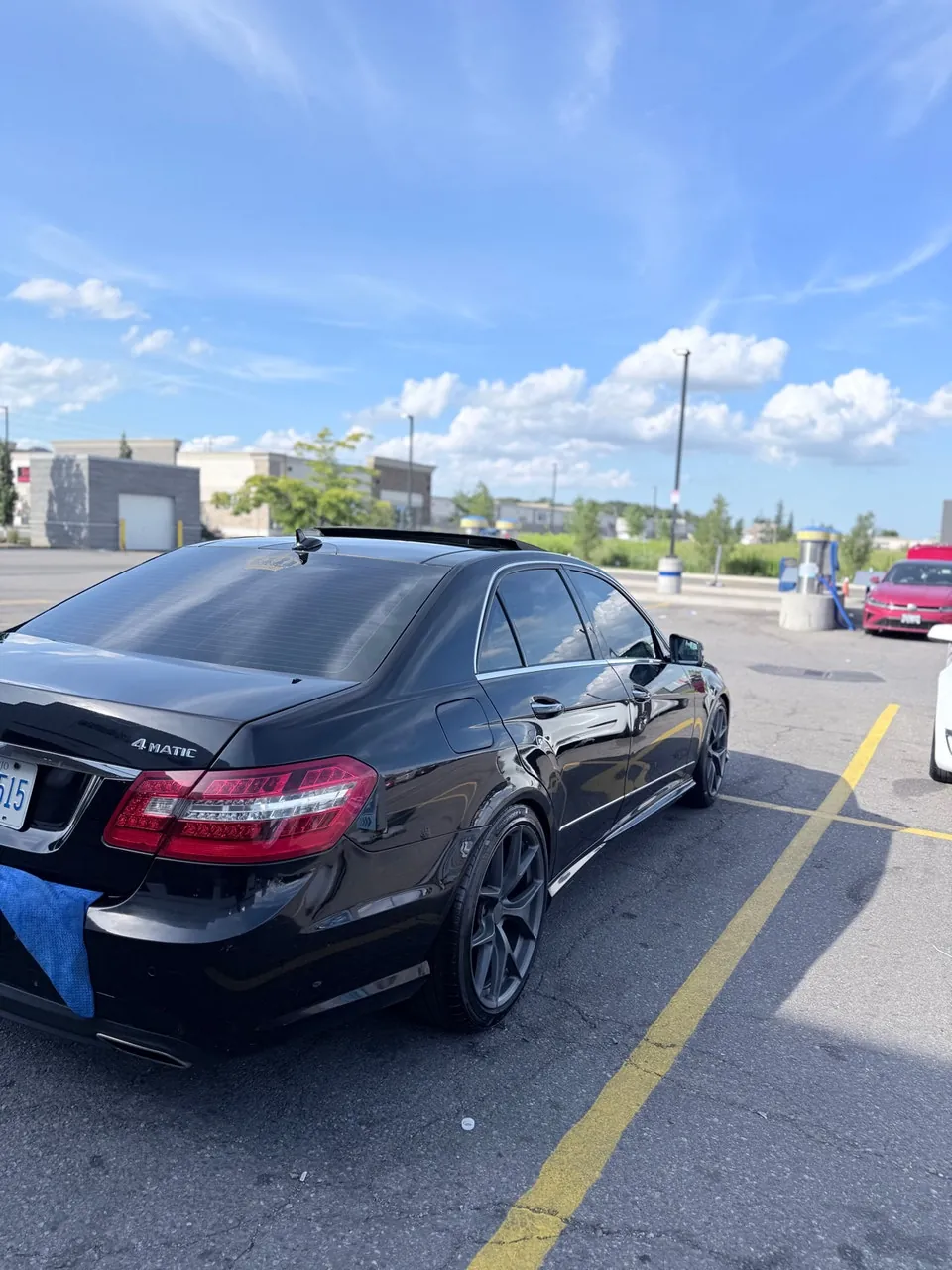 Mercedes-Benz E-Class 2011 photo 5