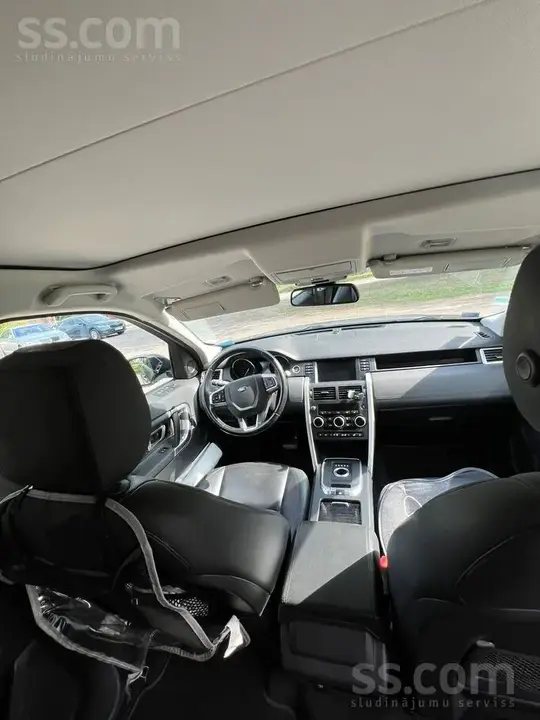 Land Rover Discovery Sport 2016 photo 3