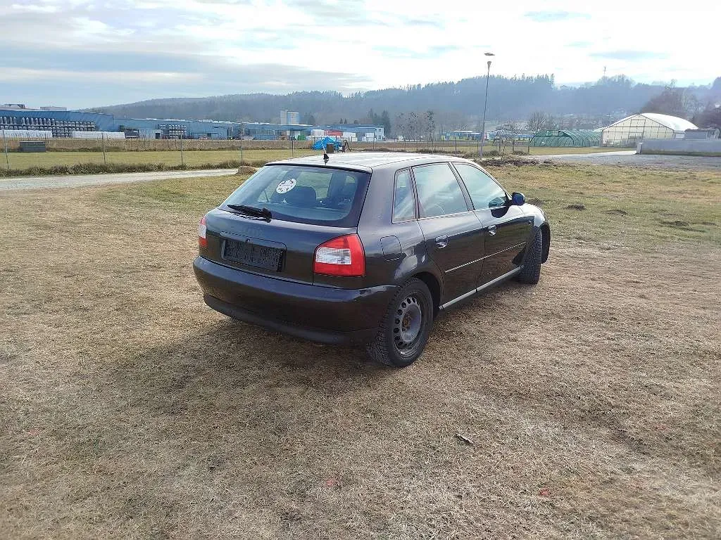 Audi A3 1999 photo 3