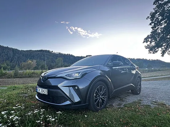 Toyota C-Hr 2023 photo 3