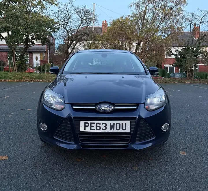 Ford Focus 2013 photo 2