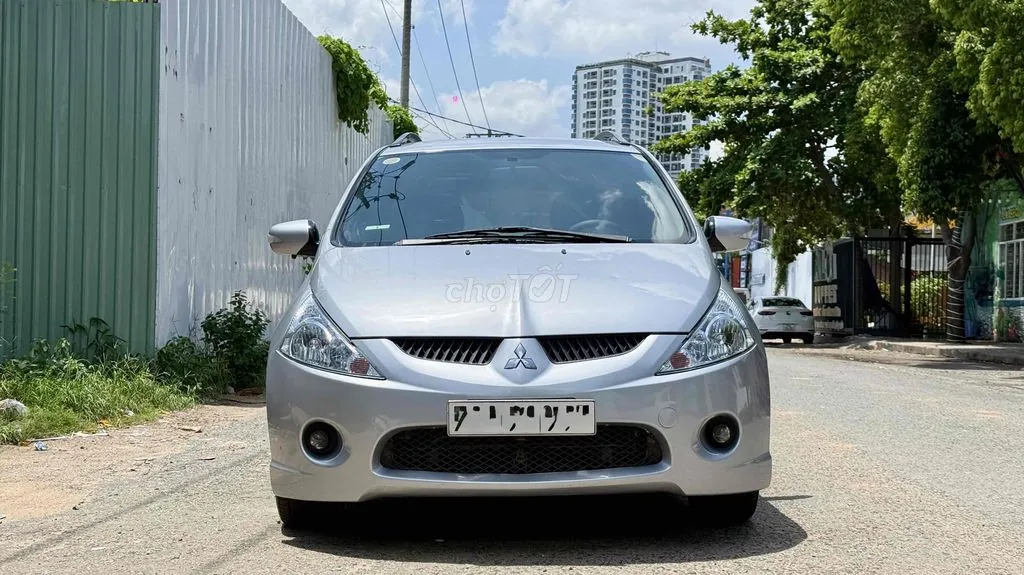 Mitsubishi Grandis
