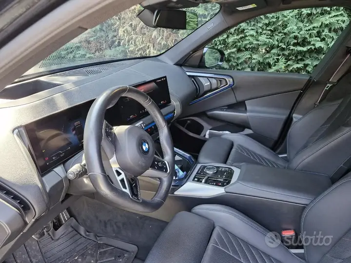 BMW X3 2024 photo 2