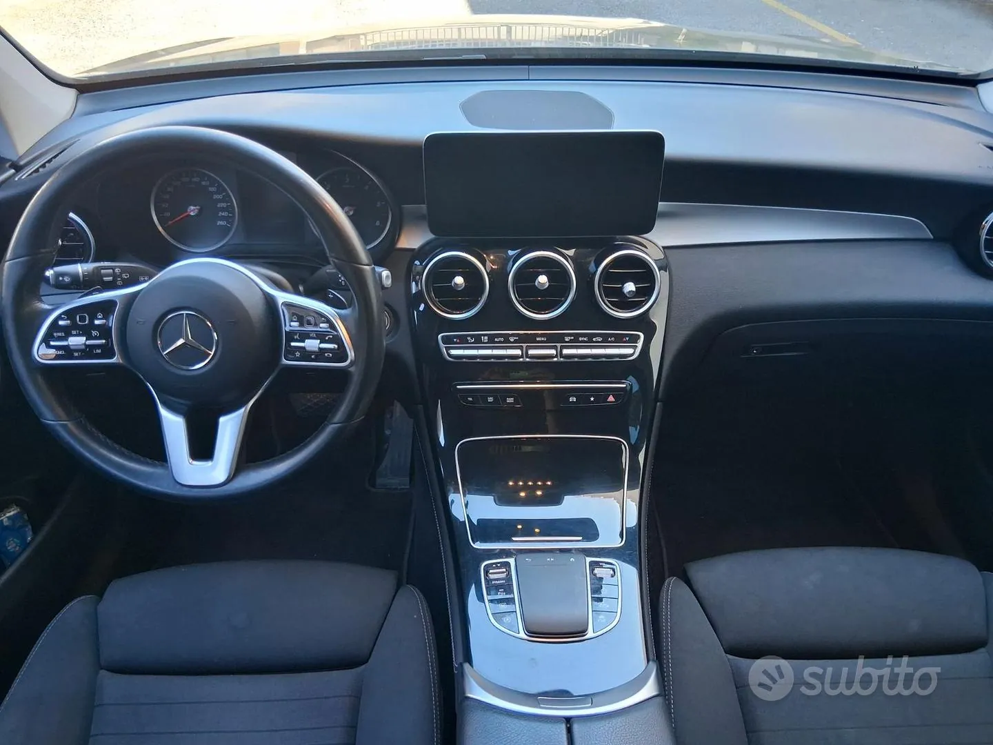 Mercedes-Benz Glc 2019 photo 4