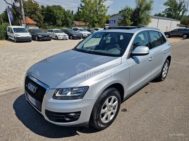 Audi Q5 2010 photo 2