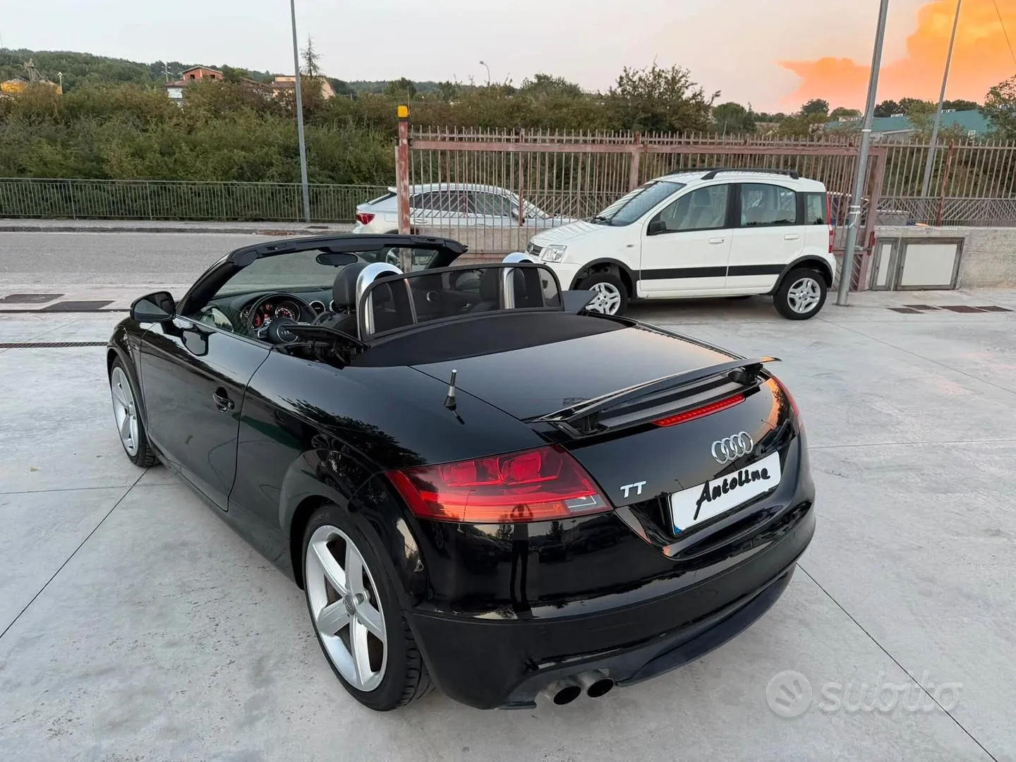 Audi Tt 2011 photo 3