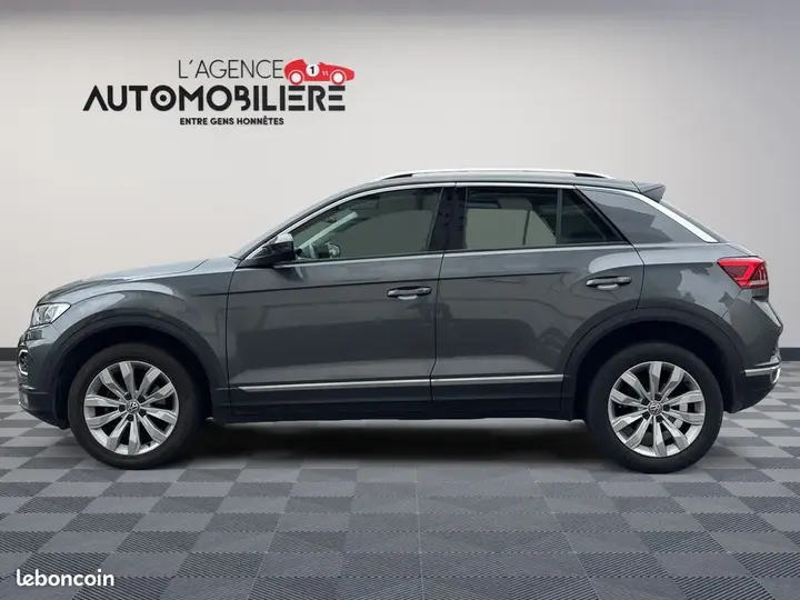 Volkswagen T-Roc 2018 photo 2