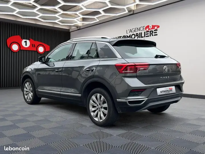 Volkswagen T-Roc 2018 photo 3