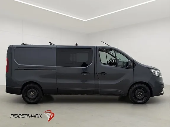 Renault Trafic 2023 photo 2