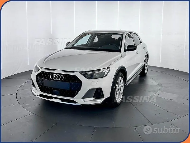 Audi A1 2023 photo 3