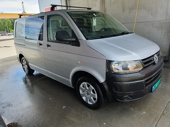 Volkswagen Transporter 2011 photo 2