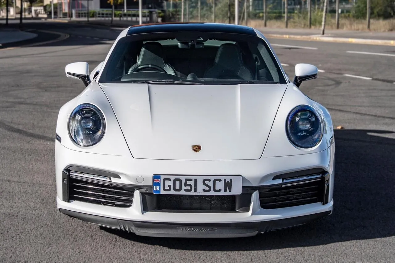 Porsche 911 2022 photo 4