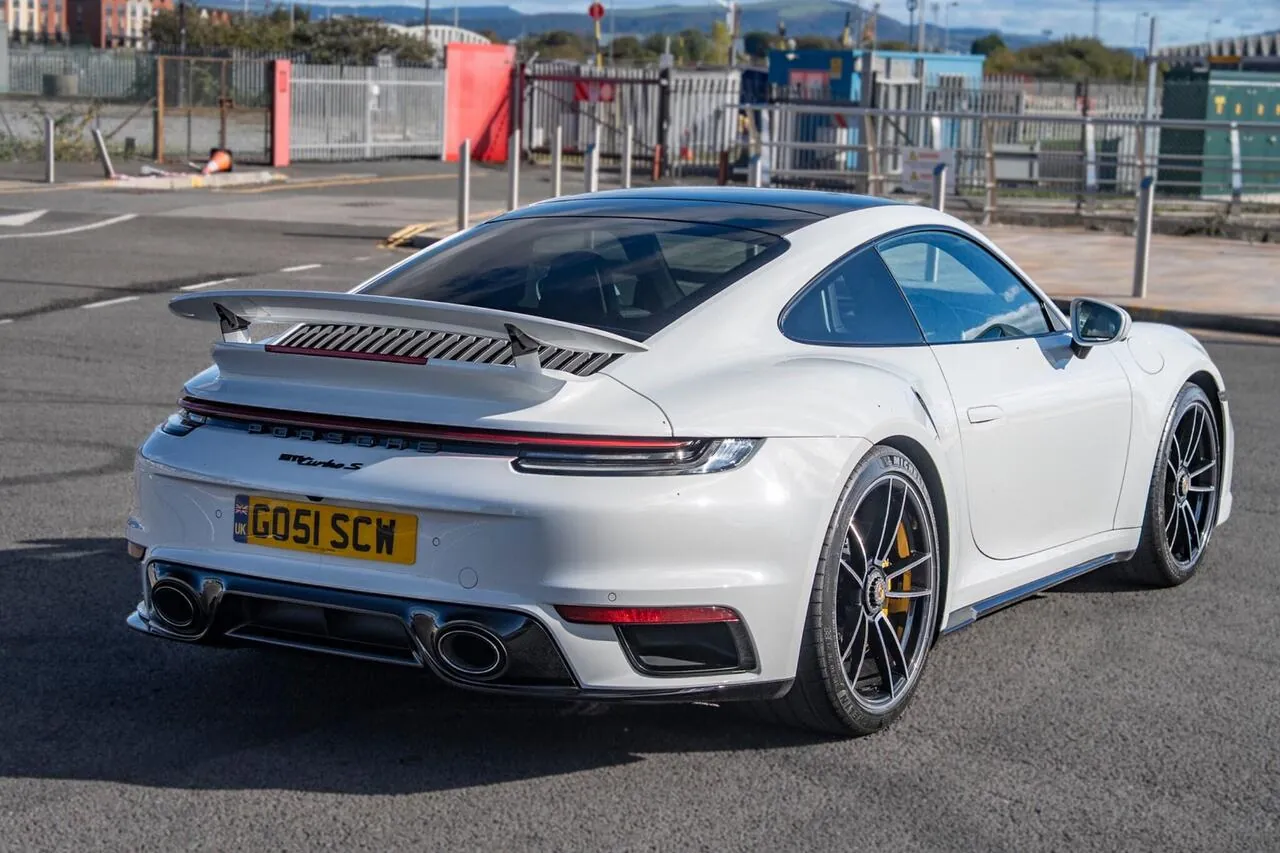 Porsche 911 2022 photo 5