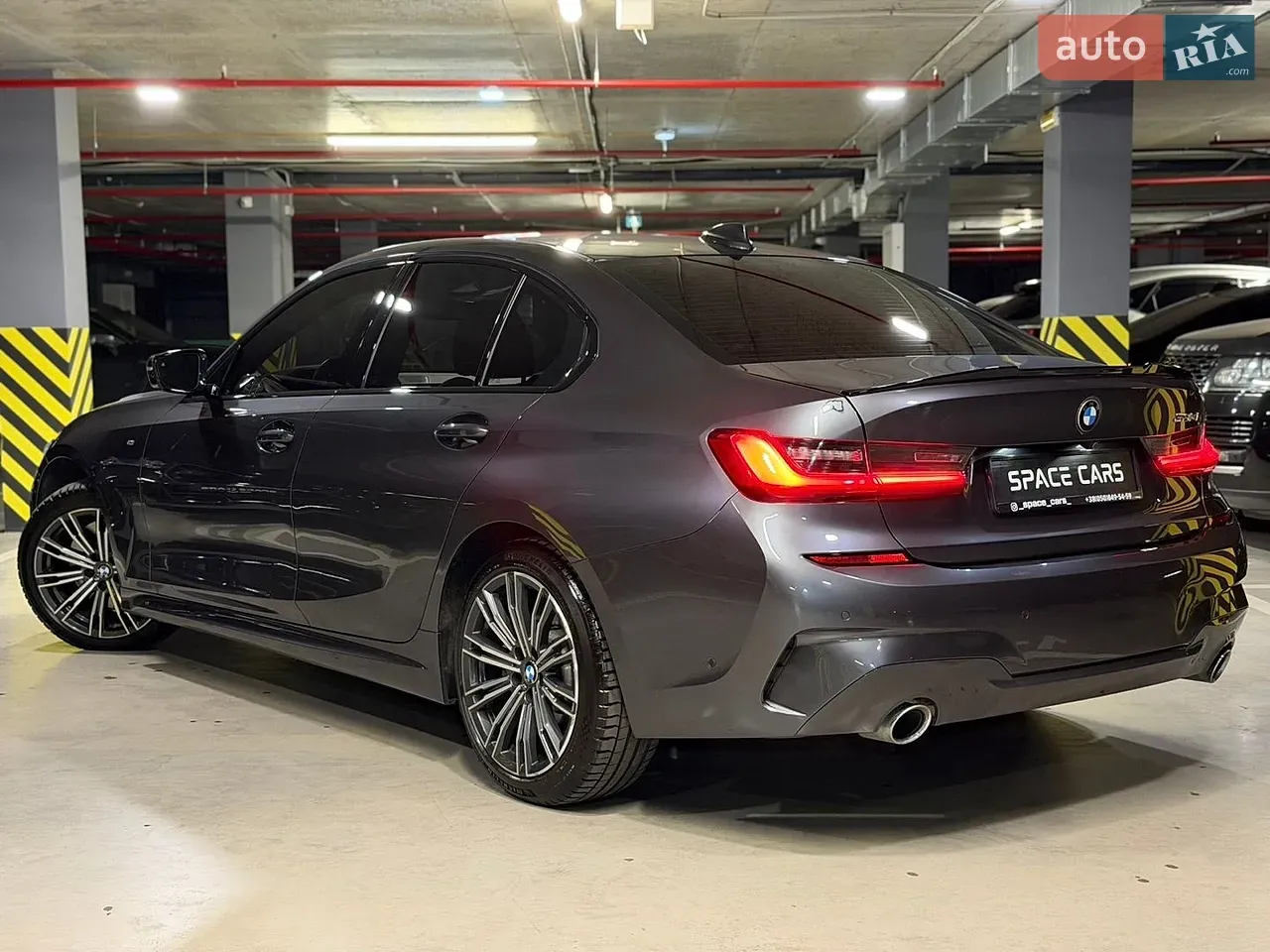 BMW 3 Series 2019 photo 5